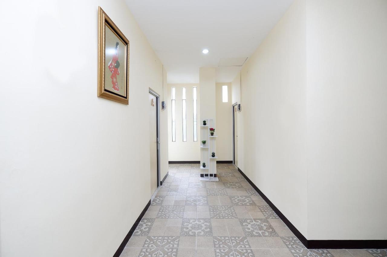 Oyo 1998 Harmonis Hotel Purwokerto Exterior photo